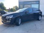Volvo V60 overnamewagen handel/export LEDER*GPS, Euro 5, Parkeersensor, Zwart, 1984 cc