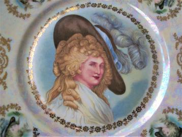 Assiette en porcelaine BAVARIA - Portrait de femme disponible aux enchères