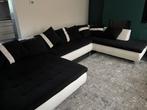 Grote moderne bank, Huis en Inrichting, Ophalen, Zo goed als nieuw, Leer