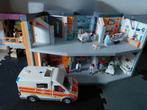Groot ziekenhuis met ambulance, Kinderen en Baby's, Ophalen, Zo goed als nieuw