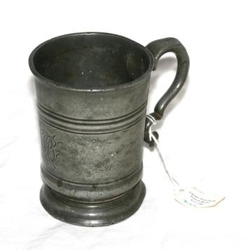 Antiek Grote tinnen mok - 1860 beschikbaar voor biedingen