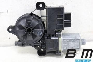 Raammotor linksachter Audi A1 GB 5Q0959811D beschikbaar voor biedingen