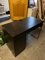 Bureau - zwart hout ikea, Enlèvement, Utilisé, Bureau