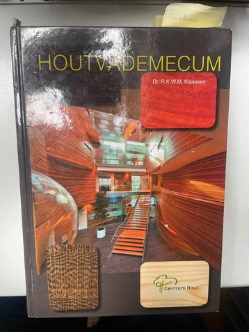 Houtvademecum beschikbaar voor biedingen