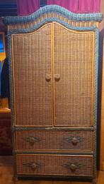URGENT DON armoire en rotin, Antiek en Kunst, Antiek | Meubels | Kasten, Ophalen