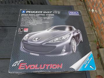 Nikko RC evolution Peugeot 907, échelle 1:18, Autres échelles, Enlèvement ou Envoi, Voiture on road, Utilisé