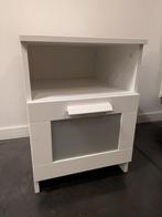 nachtkastje brimnes ikea, Huis en Inrichting, Slaapkamer | Nachtkastjes, Ophalen, Gebruikt, Minder dan 45 cm, Minder dan 55 cm