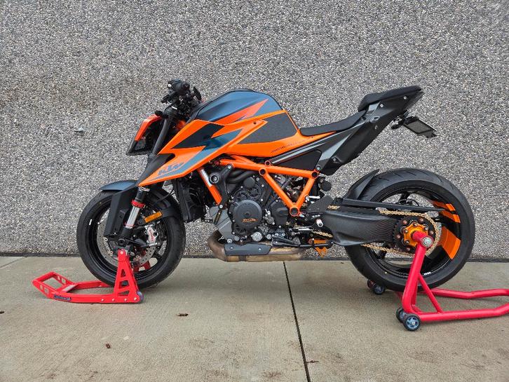 KTM superduke 1290r 2021, Motoren, Motoren | KTM, Particulier, Naked bike, meer dan 35 kW, 2 cilinders, Motorrijbewijs A, ABS