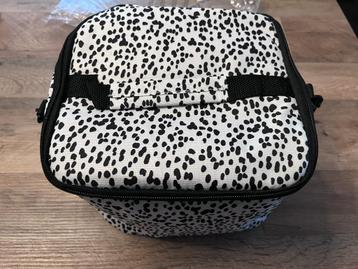 Hip makeup damestasje beschikbaar voor biedingen