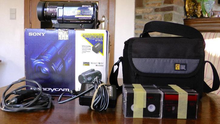 camescope Sony dv, TV, Hi-fi & Vidéo, Caméscopes numériques, Comme neuf, Caméra, Sony, 8 à 20x, Full HD, Enlèvement