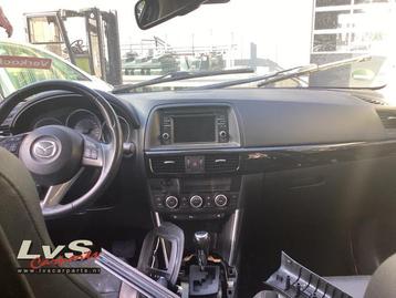 Airbag set + dashboard van een Mazda CX-5 beschikbaar voor biedingen