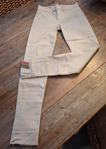Skinny Le stretch de MARITHÉ FRANÇOIS GIRBAUD 
XS/S, Enlèvement ou Envoi, Comme neuf