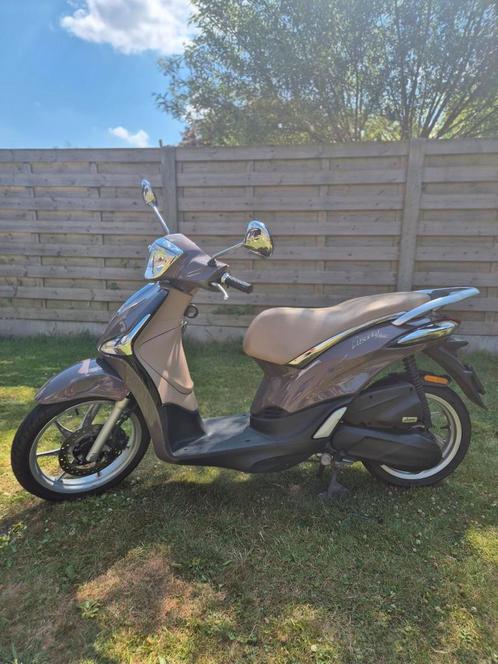 Piaggio Liberty, Fietsen en Brommers, Scooters | Piaggio, Zo goed als nieuw, Ophalen