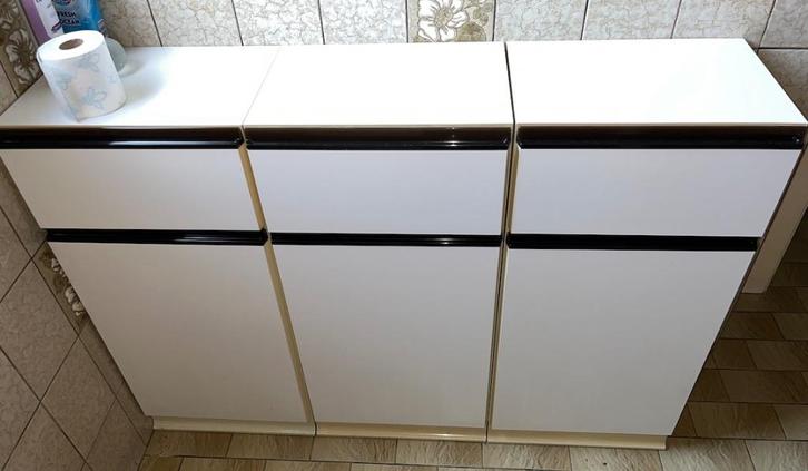 3 delige set Badkamerkastjes, Huis en Inrichting, Badkamer | Badkamermeubels, Zo goed als nieuw, (Half)hoge kast, Minder dan 100 cm