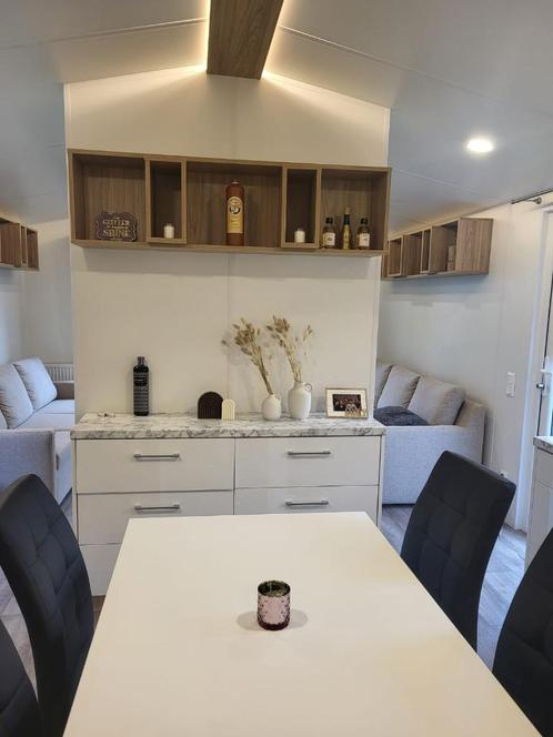 Luxe LARK Jersey tiny house, Caravans en Kamperen, Stacaravans, tot en met 2, Ophalen