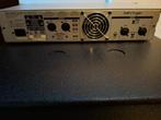 Versterker Behringer, Muziek en Instrumenten, Ophalen, Zo goed als nieuw, 100 watt of meer
