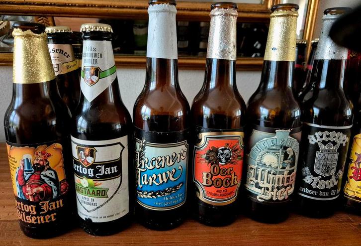 oude lege flessen Hertog Jan bier collector's item, Verzamelen, Biermerken, Zo goed als nieuw, Flesje(s), Hertog Jan, Ophalen of Verzenden