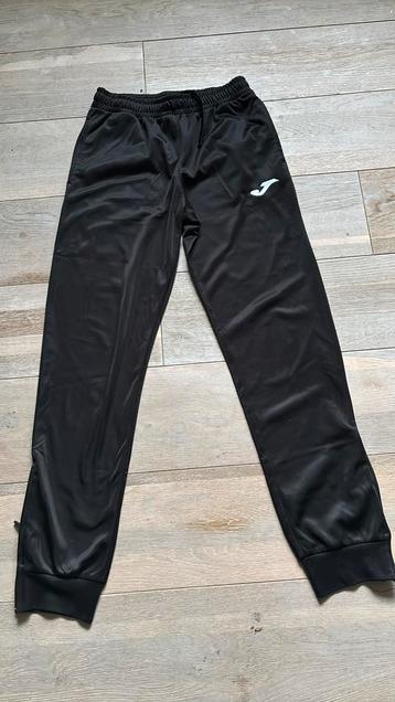 Zwarte trainingsbroek Jako. Maat 14/XS beschikbaar voor biedingen