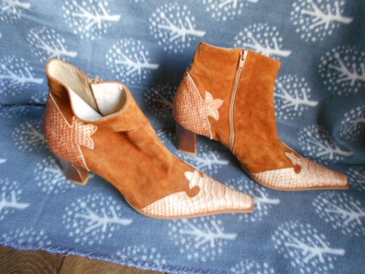 chaussures style western, neuves, 10€ P 40,5, vrai cuir, Vêtements | Femmes, Chaussures, Neuf, Chaussures à haut talons, Brun