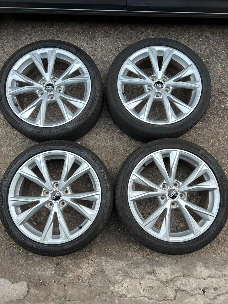 18 inch Audi A3 Orginele Velgen met Zomer Banden, Auto-onderdelen, Banden en Velgen, Banden en Velgen, Zomerbanden, 18 inch, 225 mm