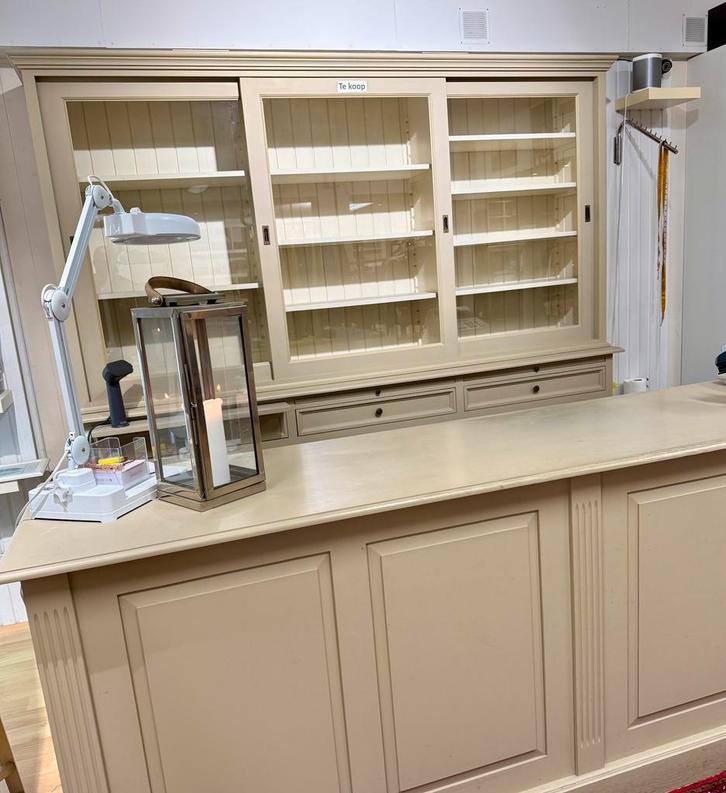 Vitrinekast van De groene poort, Maison & Meubles, Armoires | Vitrines, Utilisé, 200 cm ou plus, 200 cm ou plus, 50 à 75 cm, Avec tiroir(s)