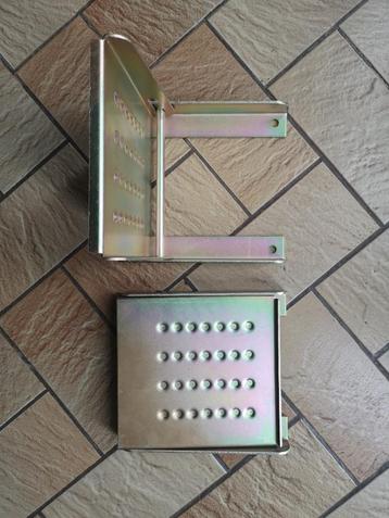 Marche pied pour ridelle camion /camionette/remorque beschikbaar voor biedingen