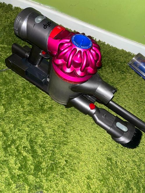 Dyson V7 steelstofzuiger, Elektronische apparatuur, Stofzuigers, Zo goed als nieuw, Stofzuiger, Reservoir, Ophalen