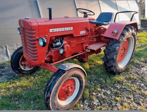 Nette mccormick D 217, Zakelijke goederen, Landbouw | Tractoren, McCormick, Oldtimer, Ophalen of Verzenden