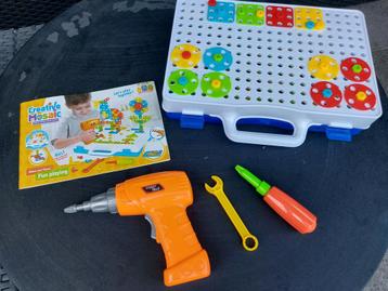 Creative mosaic - educatief speelgoed met boormachine