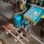 machine à charnière Hettich, Articles professionnels, Machines & Construction | Travail du bois, Enlèvement