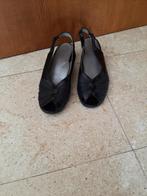 Ara zwarte schoen met hak en open teen - maat 38, Ophalen of Verzenden, Schoenen met lage hakken, Zo goed als nieuw, Ara