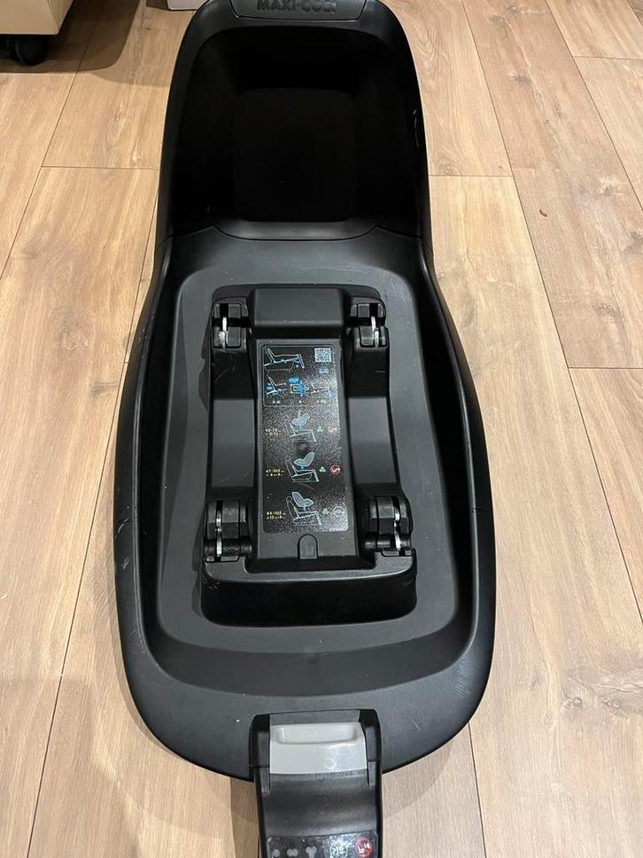 Set voetbasis+autostoel+hoes autostoel, Enfants & Bébés, Sièges auto, Comme neuf, Isofix, Enlèvement