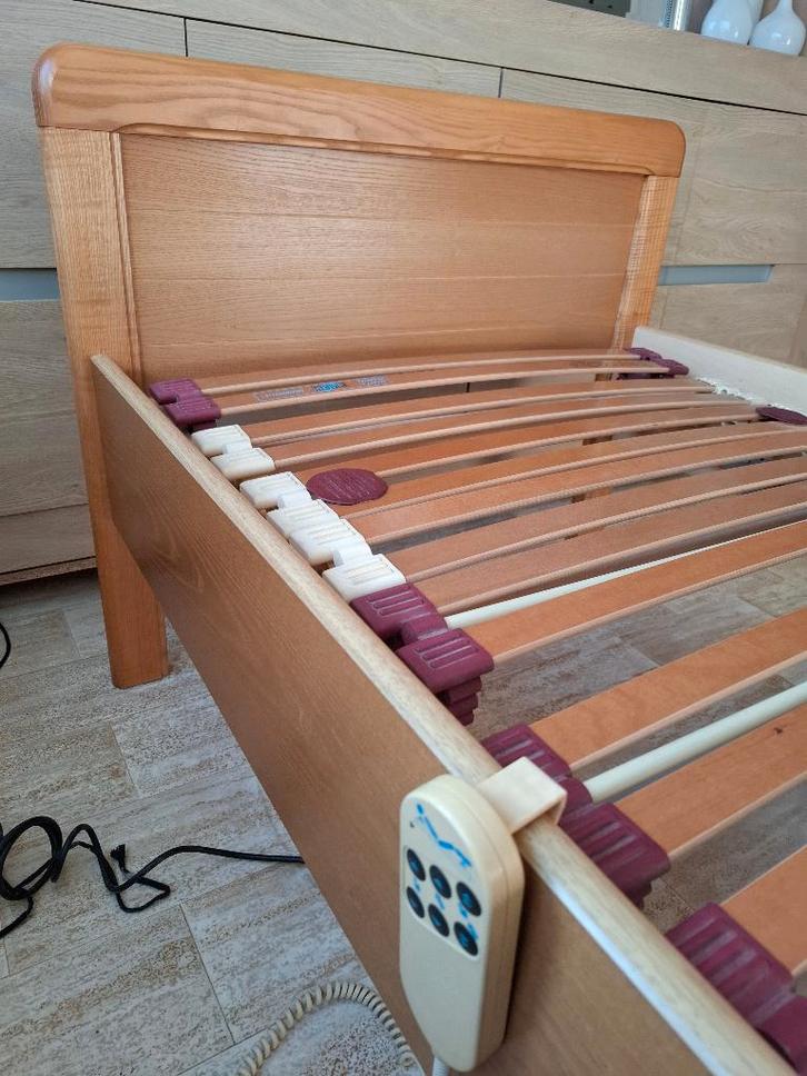 Lit sommier électrique, Maison & Meubles, Chambre à coucher | Matelas & Sommiers, Utilisé, Sommier, Enlèvement