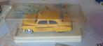 SOLIDO 1:43 - Chevrolet Taxi 1950 Sedan Faces 4509 geel, Hobby en Vrije tijd, Modelauto's | 1:43, Ophalen of Verzenden, Zo goed als nieuw