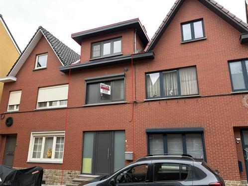 Huis te huur in Sint-Truiden, 2 slpks, Immo, Huizen te huur, Vrijstaande woning