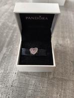 Pandora cœur avec Strass, Bijoux, Sacs & Beauté, Bracelets à breloques, Enlèvement ou Envoi, Comme neuf, Pandora, Avec strass