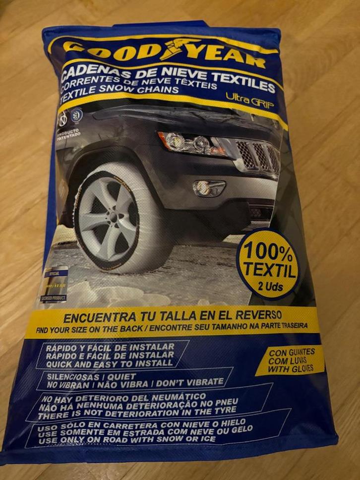 CHAÎNES ou chaussettes À NEIGE TEXTILES GOODYEAR ULTRA GRIP, Auto diversen, Sneeuwkettingen, Nieuw, Ophalen