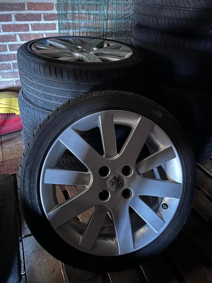 Peugeot 207cc Hockenheim velgen 17 inch, Auto-onderdelen, Banden en Velgen, Velg(en), Zomerbanden, 17 inch, 205 mm, Personenwagen