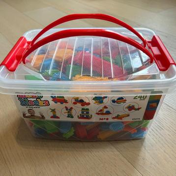 Mono blocks beschikbaar voor biedingen