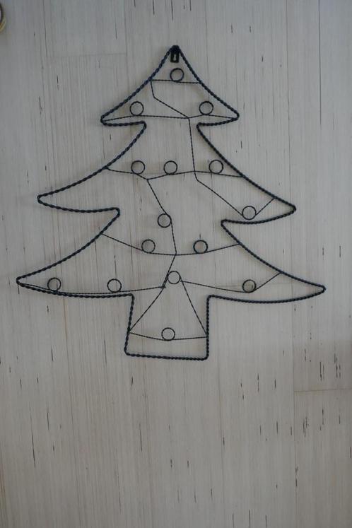 Kerstboom voor muur, venster ... in metaaldraad, Diversen, Kerst, Zo goed als nieuw, Ophalen of Verzenden