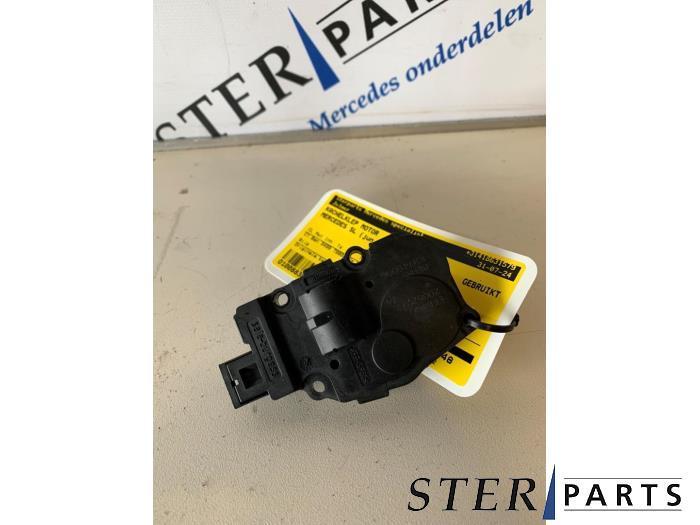 Kachelklep Motor van een Mercedes SL, Auto-onderdelen, Motor en Toebehoren, Mercedes-Benz, Gebruikt, 3 maanden garantie, Ophalen of Verzenden