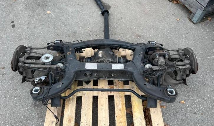 Train arriere x5 f15, Autos : Pièces & Accessoires, Transmission & Accessoires, BMW, Utilisé, Enlèvement ou Envoi