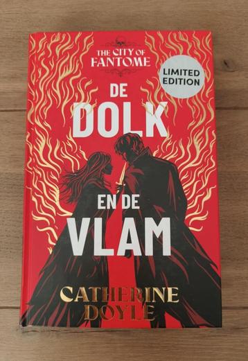 The City of Fantome 1 - De dolk en de vlam - Catherine Doyle beschikbaar voor biedingen