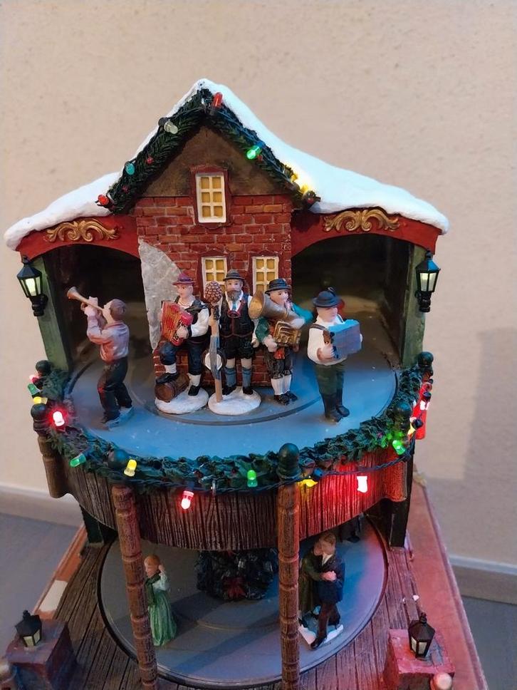 Luville, la salle de bal, Divers, Noël, Comme neuf, Enlèvement ou Envoi