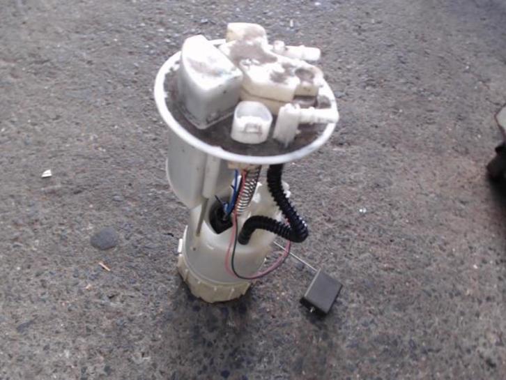 Pompe à carburant Peugeot 107 1.0i 50kw 2009-2012 LP/14920, Autos : Pièces & Accessoires, Autres pièces automobiles, Peugeot, Utilisé