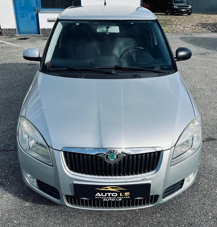 SKODA FABIA 1.4 ESSENCE 150.000 KM, Auto's, Skoda, Bedrijf, Te koop, Fabia, ABS, Achteruitrijcamera, Airbags, Airconditioning