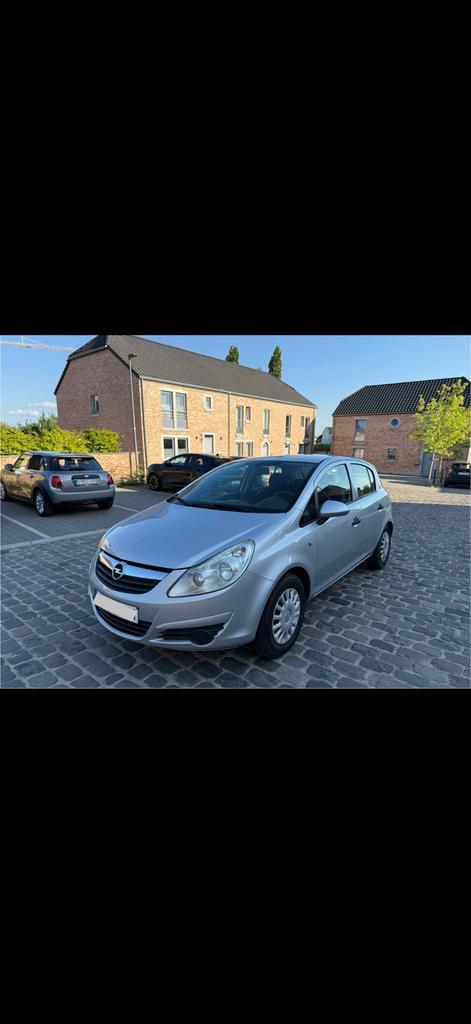 Opel corsa * 1.2 essence * 2010 * Euro 5, Autos, Opel, Particulier, Corsa, ABS, Airbags, Alarme, Ordinateur de bord, Verrouillage central