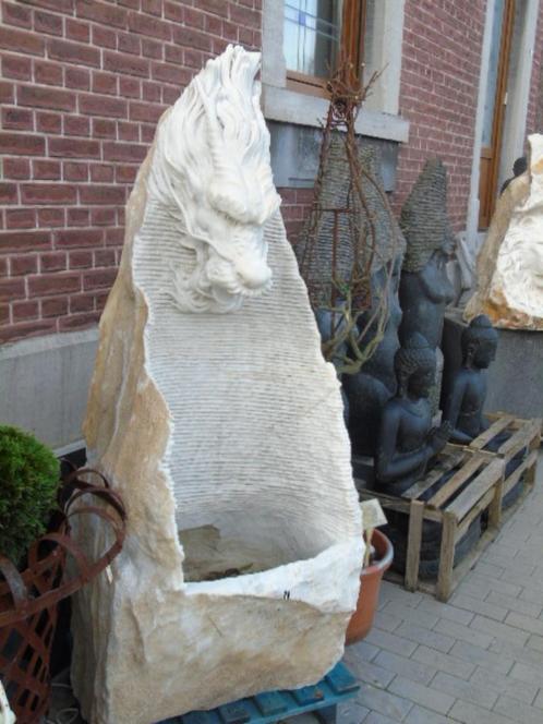 In massa uitgehouwen stenen drakenkopfontein!!!, Tuin en Terras, Waterpartijen en Fonteinen, Nieuw, Fontein, Hardsteen, Ophalen