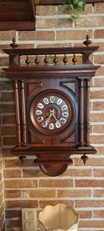 Antieke wandklok, Ophalen