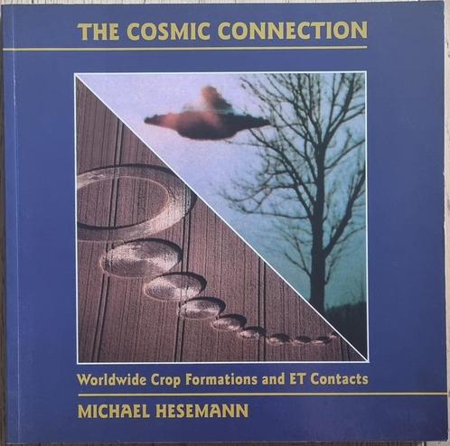 The Cosmic Connection - Worldwide Crop Formations and ET Co, Boeken, Fantasy, Zo goed als nieuw, Ophalen of Verzenden